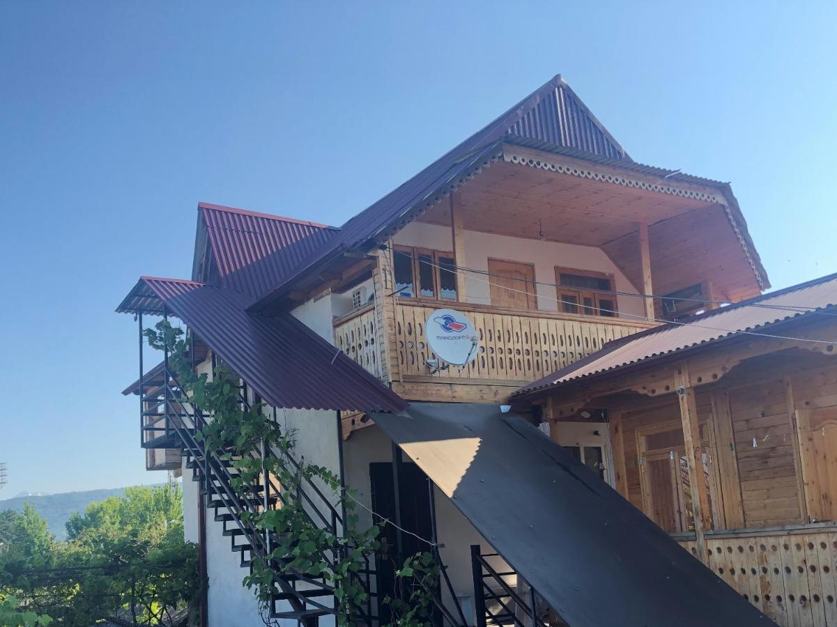 Гостевой Дом Тина Sukhumi Exterior photo