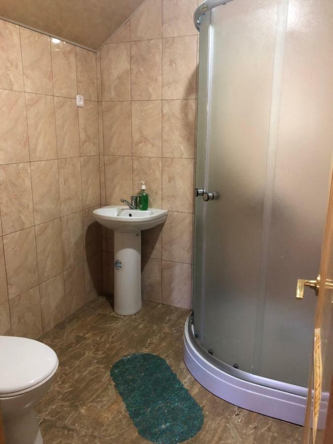 Гостевой Дом Тина Sukhumi Exterior photo